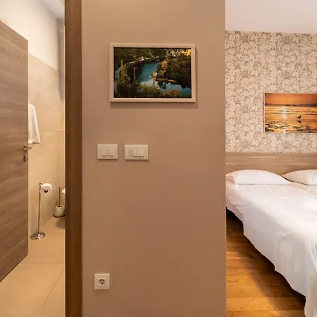 Tifani Luxury 2 * سبليت