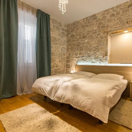 Tifani Luxury 2 * Spalato