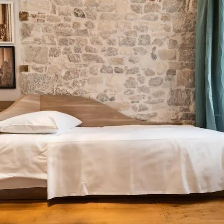 Tifani Luxury 2 * Split