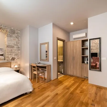 Tifani Luxury 2