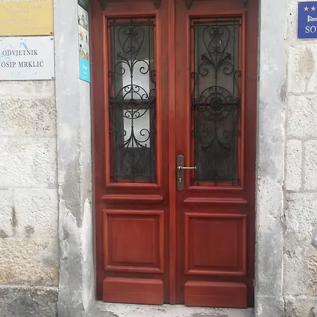 Tifani Luxury 2 스플리트