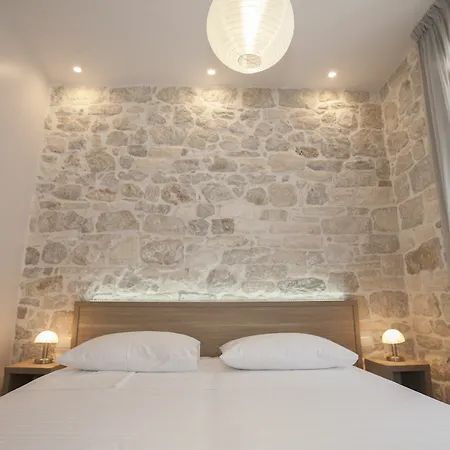 Tifani Luxury 2 Apartment Split