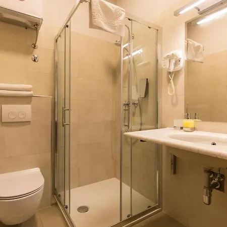 Tifani Luxury 2 * Split
