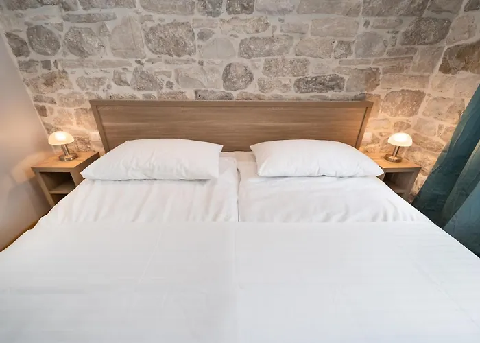 דירה Tifani Luxury 2 *