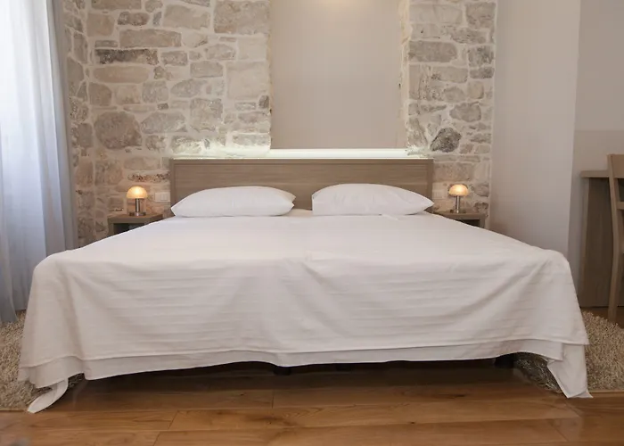 Tifani Luxury 2 * Split