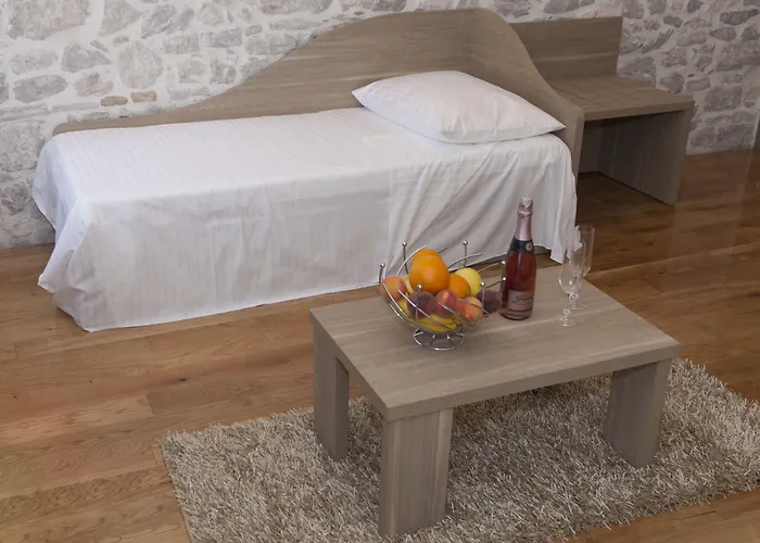 Tifani Luxury 2