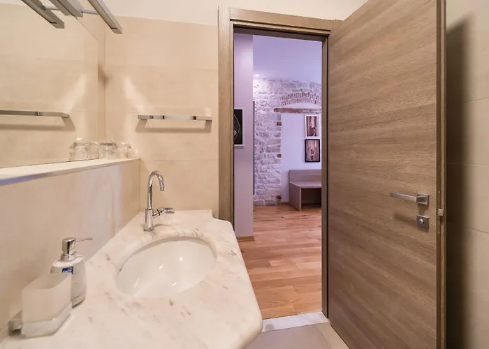 Tifani Luxury 2 Apartamento