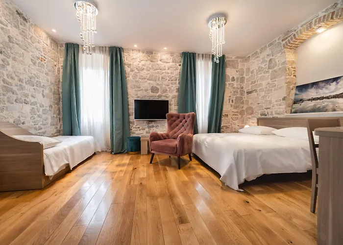 Tifani Luxury 2 * Split