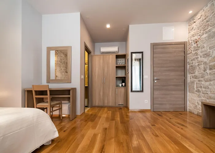 Tifani Luxury 2 Apartamento *