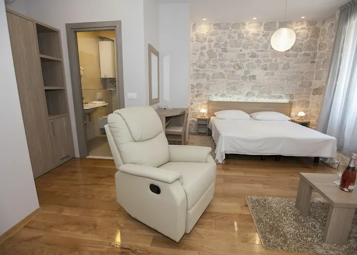 דירה Tifani Luxury 2 *