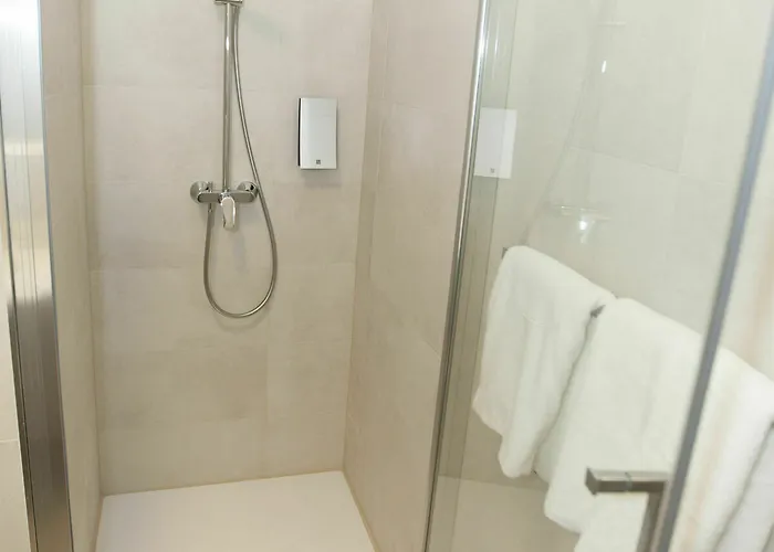 Tifani Luxury 2 * ספליט