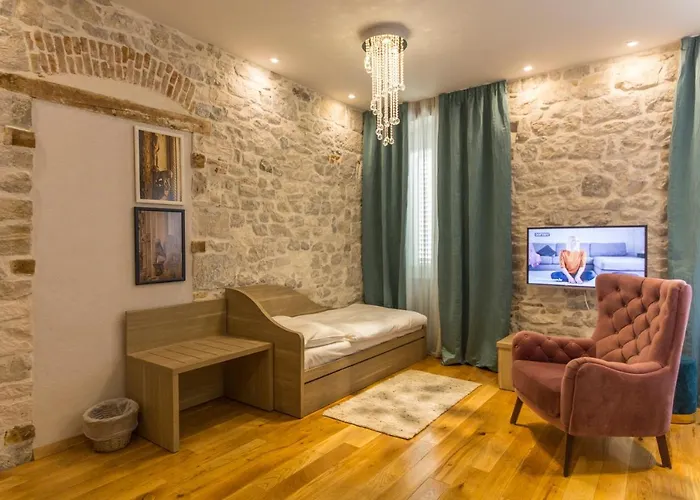 Tifani Luxury 2 Apartamento *