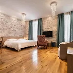 Apartment Tifani Luxury 2