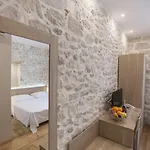 Tifani Luxury 2
