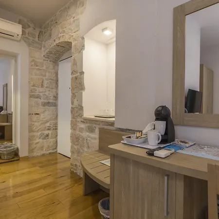Tifani Luxury 2 Lejlighed
