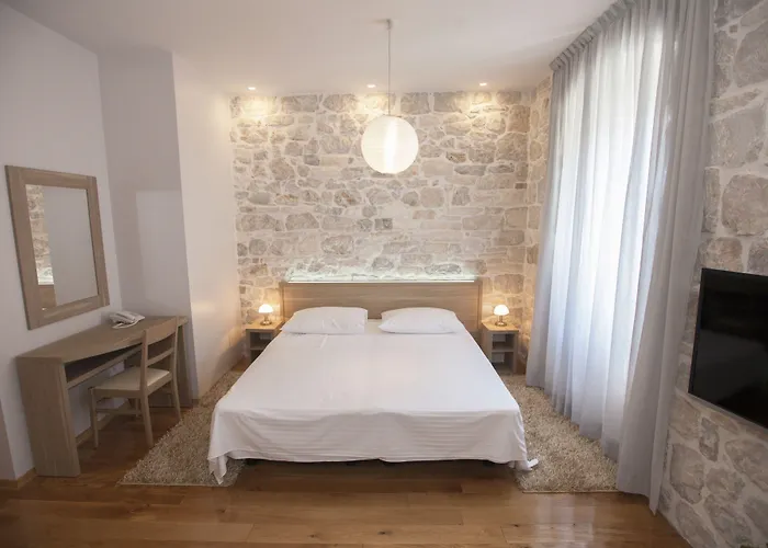 Tifani Luxury 2